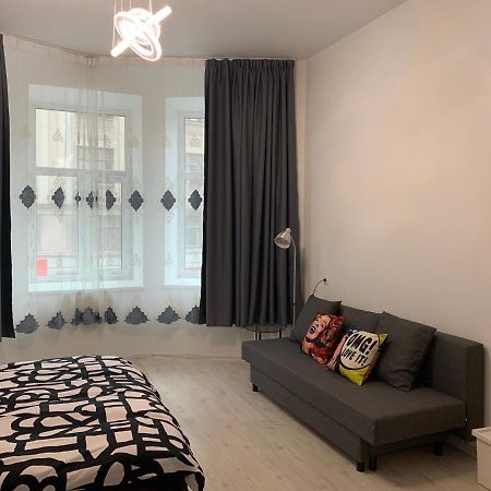 Smart Inn Рига Екстериор снимка