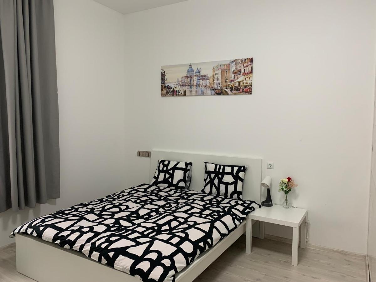 Smart Inn Рига Екстериор снимка